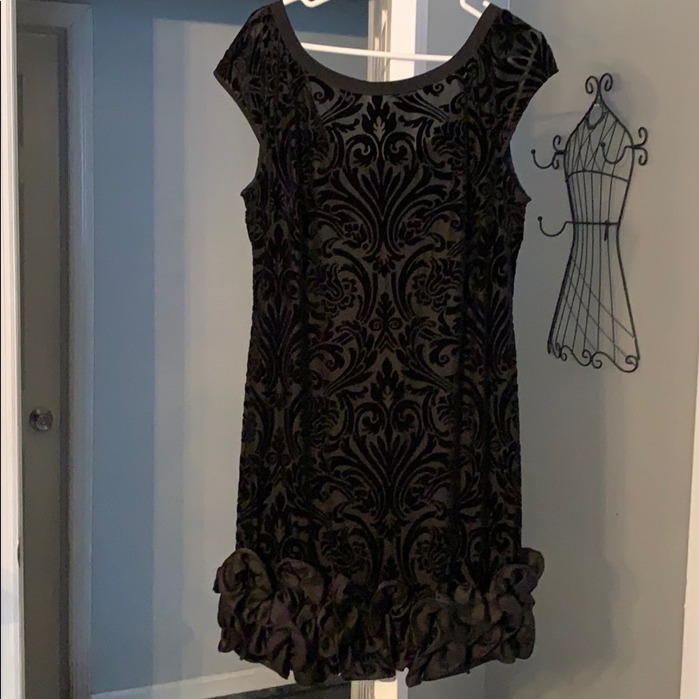 Jessica SimpsonRuffle bottom dress L